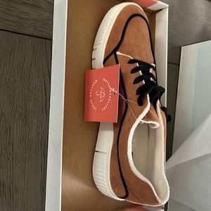 Naturalizer Tia Lace up Shoes. Size 9.5 M. Toffee color.